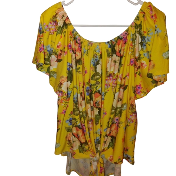 Tops - Haptics Floral Yellow Flowy Women's Top With Tie In Front, Size 3x
